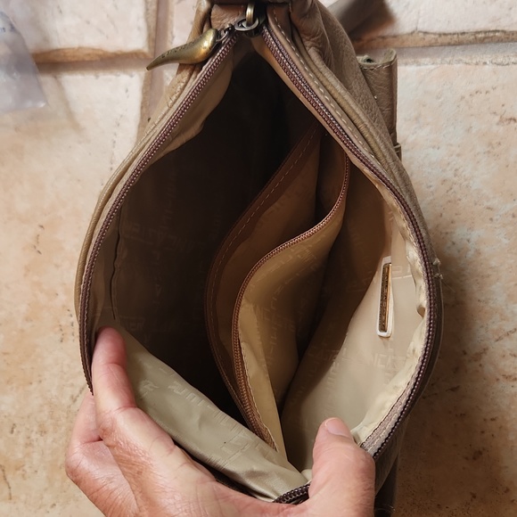 Lancaster Paris leather cross body - Picture 8 of 15